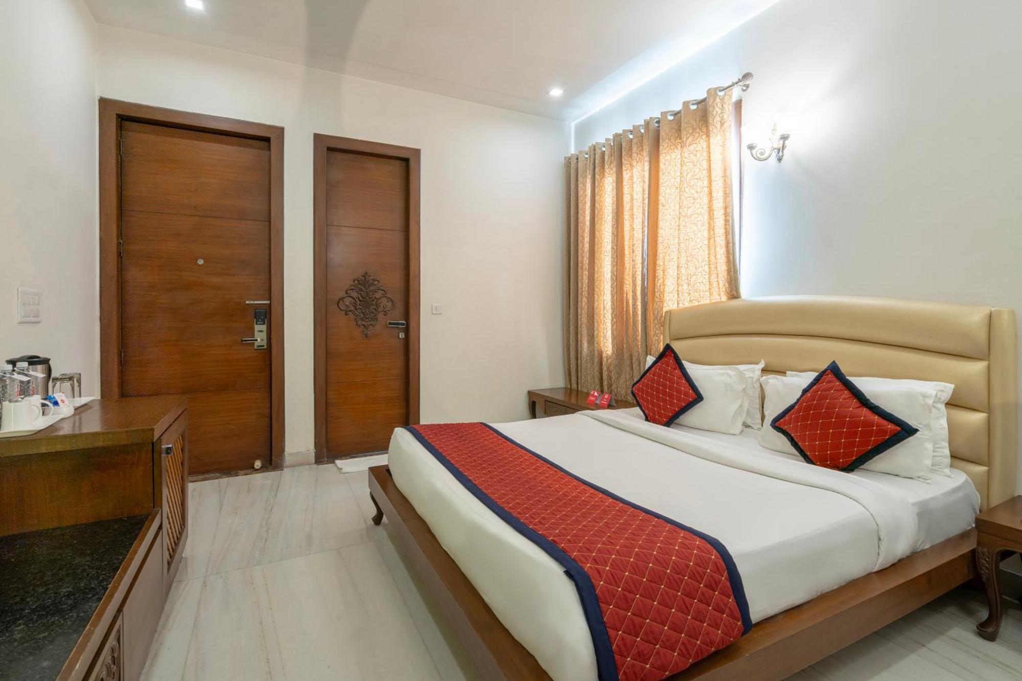 Spree Hotel Agra - Walking Distance To Tajmahal Екстериор снимка