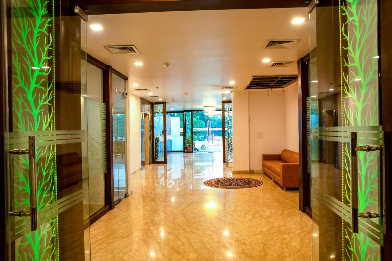 Spree Hotel Agra - Walking Distance To Tajmahal Екстериор снимка